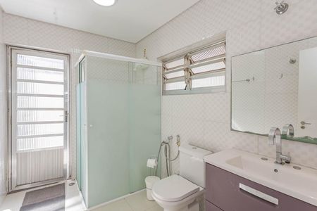 Casa à venda com 135m², 3 quartos e 1 vagaBanheiro da Suíte