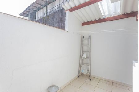Casa à venda com 135m², 3 quartos e 1 vagaÁrea de Serviço