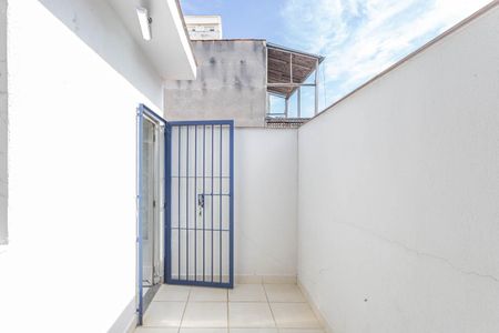 Casa à venda com 135m², 3 quartos e 1 vagaÁrea de Serviço