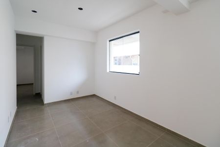 Apartamento à venda com 37m², 1 quarto e 1 vaga Apartamento à venda com 37m², 1 quarto e 1 vagaSala