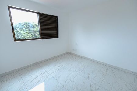 Apartamento à venda com 260m², 4 quartos e 4 vagasQuarto 1 / suite