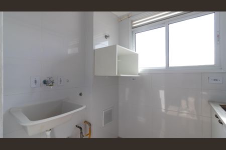 Apartamento à venda com 40m², 2 quartos e 1 vaga Apartamento à venda com 40m², 2 quartos e 1 vagaCozinha e Área de Serviço