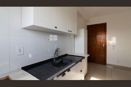 Apartamento à venda com 40m², 2 quartos e 1 vaga Apartamento à venda com 40m², 2 quartos e 1 vagaCozinha e Área de Serviço