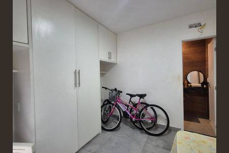 Casa de condomínio para alugar com 220m², 3 quartos e 2 vagasSuíte 2