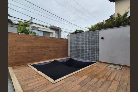 Casa de condomínio para alugar com 220m², 3 quartos e 2 vagasÁrea externa 