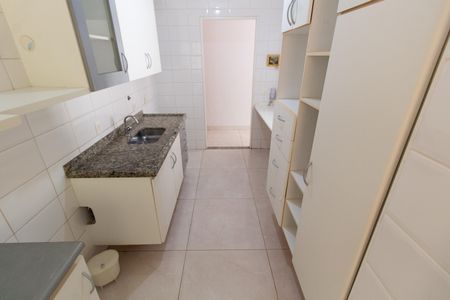 Apartamento à venda com 70m², 2 quartos e 1 vagaCozinha