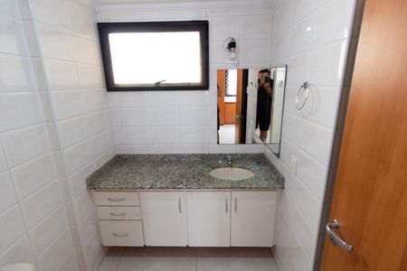 Apartamento à venda com 70m², 2 quartos e 1 vagaBanheiro da Suíte