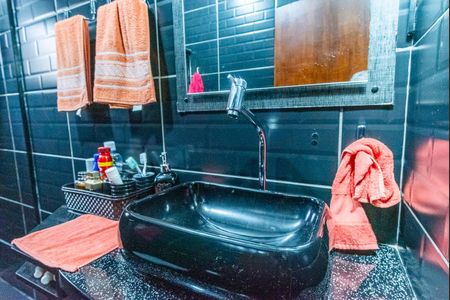 Casa à venda com 190m², 3 quartos e 3 vagas Casa à venda com 190m², 3 quartos e 3 vagasBanheiro