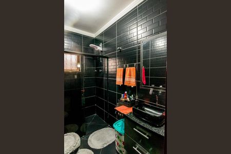 Casa à venda com 190m², 3 quartos e 3 vagas Casa à venda com 190m², 3 quartos e 3 vagasBanheiro