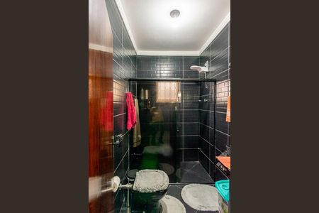 Casa à venda com 190m², 3 quartos e 3 vagas Casa à venda com 190m², 3 quartos e 3 vagasBanheiro