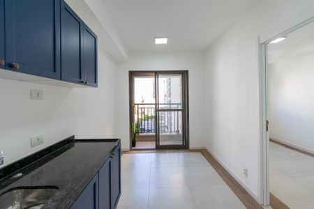 Sala/Cozinha de kitnet/studio à venda com 1 quarto, 28m² em Jardim Prudência, São Paulo