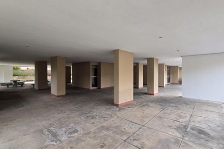 Apartamento à venda com 260m², 2 quartos e 2 vagas Apartamento à venda com 260m², 2 quartos e 2 vagasÁrea comum - Playground