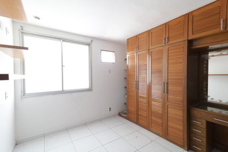 Apartamento à venda com 260m², 2 quartos e 2 vagas Apartamento à venda com 260m², 2 quartos e 2 vagasQuarto 2