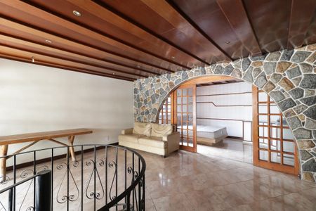 Apartamento à venda com 260m², 2 quartos e 2 vagas Apartamento à venda com 260m², 2 quartos e 2 vagasTerraço