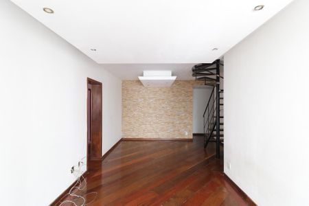 Apartamento à venda com 260m², 2 quartos e 2 vagas Apartamento à venda com 260m², 2 quartos e 2 vagasSala