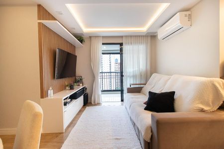 Apartamento para alugar com 90m², 3 quartos e 2 vagas Apartamento para alugar com 90m², 3 quartos e 2 vagasSala