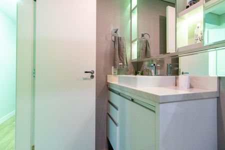 Apartamento para alugar com 90m², 3 quartos e 2 vagas Apartamento para alugar com 90m², 3 quartos e 2 vagasBanheiro Social