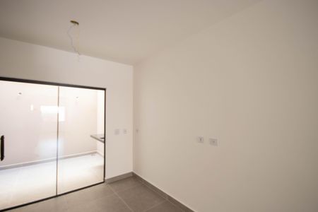 Casa à venda com 115m², 3 quartos e 2 vagas Casa à venda com 115m², 3 quartos e 2 vagasCozinha