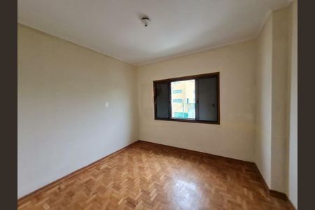 Casa à venda com 5 quartos, 304m² em Jardim Ivana, São Paulo