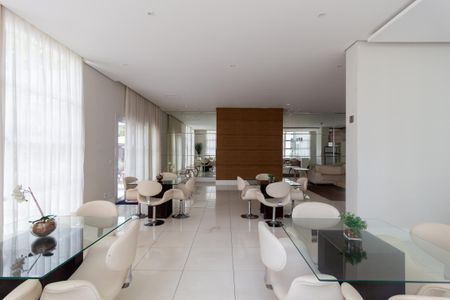 Apartamento para alugar com 55m², 1 quarto e 1 vaga Apartamento para alugar com 55m², 1 quarto e 1 vagaÁrea comum - Salão de festas