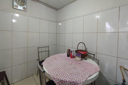 Casa à venda com 250m², 2 quartos e 2 vagasCozinha
