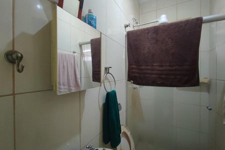 Casa à venda com 250m², 2 quartos e 2 vagasBanheiro Social