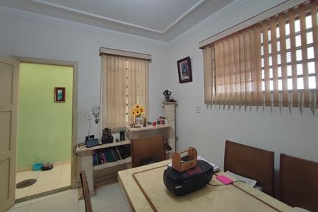 Casa à venda com 250m², 2 quartos e 2 vagasSala de Jantar