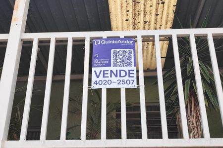 Casa à venda com 250m², 2 quartos e 2 vagasPLACA INSTALADA NA FACHADA