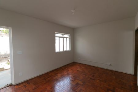 Apartamento para alugar com 120m², 3 quartos e 1 vaga Apartamento para alugar com 120m², 3 quartos e 1 vagaSala