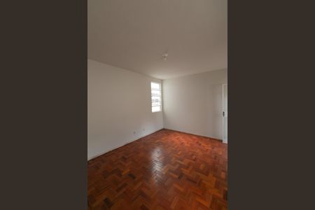 Apartamento para alugar com 120m², 3 quartos e 1 vaga Apartamento para alugar com 120m², 3 quartos e 1 vagaSala