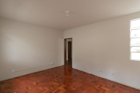 Apartamento para alugar com 120m², 3 quartos e 1 vaga Apartamento para alugar com 120m², 3 quartos e 1 vagaSala
