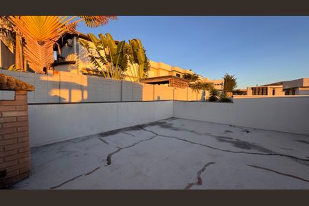 Casa de condomínio à venda com 207m², 3 quartos e 4 vagasSolário