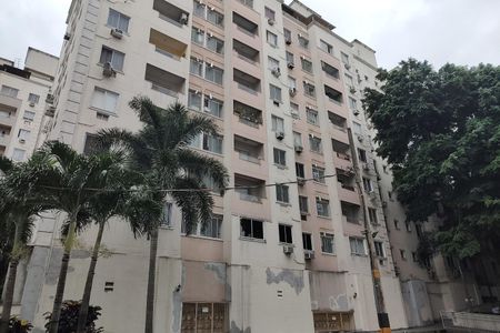 Apartamento à venda com 55m², 2 quartos e 1 vagaFachada 