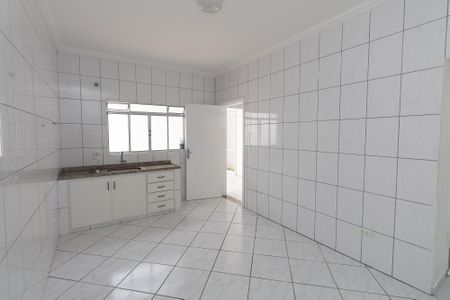 Casa para alugar com 95m², 2 quartos e 2 vagasCozinha