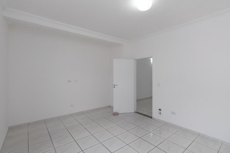 Casa para alugar com 95m², 2 quartos e 2 vagasQuarto 1