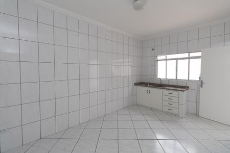 Casa para alugar com 95m², 2 quartos e 2 vagasCozinha
