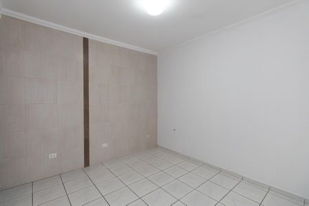 Casa para alugar com 95m², 2 quartos e 2 vagasSuite