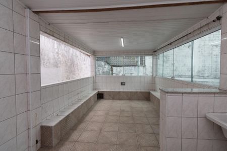 Casa para alugar com 95m², 2 quartos e 2 vagasÁrea de Serviço / Varanda