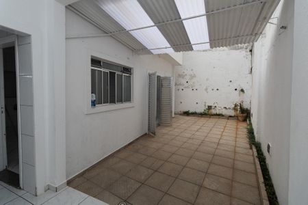 Casa para alugar com 95m², 2 quartos e 2 vagasQuintal