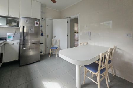 Apartamento para alugar com 400m², 4 quartos e 3 vagasCozinha