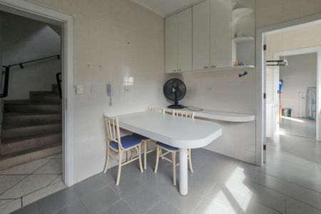 Apartamento para alugar com 400m², 4 quartos e 3 vagasCozinha