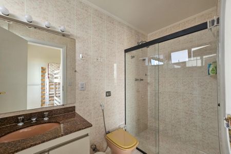 Apartamento para alugar com 400m², 4 quartos e 3 vagasBanheiro da suíte 2