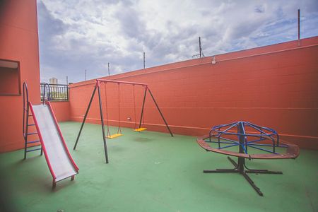 Apartamento à venda com 62m², 2 quartos e 2 vagasÁrea comum - Playground