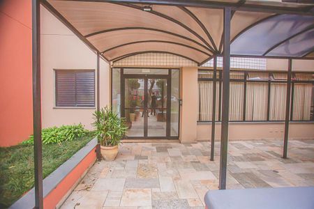 Apartamento à venda com 62m², 2 quartos e 2 vagasHall social