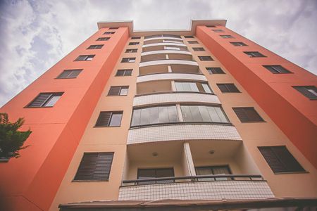 Apartamento à venda com 62m², 2 quartos e 2 vagasFachada