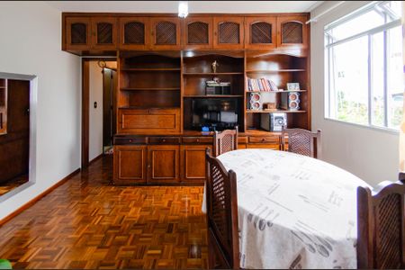 Apartamento à venda com 66m², 3 quartos e 1 vagaSala