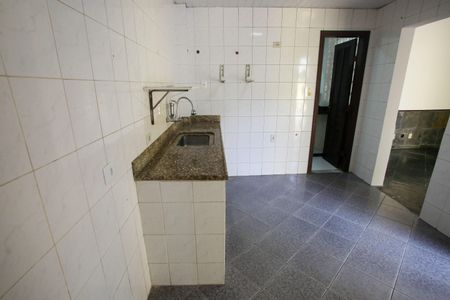 Casa para alugar com 180m², 2 quartos e 1 vagaCozinha