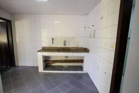 Casa para alugar com 180m², 2 quartos e 1 vagaCozinha