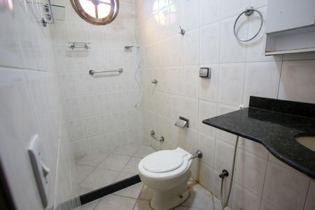 Casa para alugar com 180m², 2 quartos e 1 vagaBanheiro da Suíte