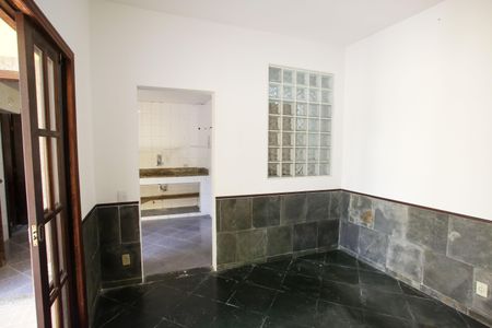 Casa para alugar com 180m², 2 quartos e 1 vagaSuíte